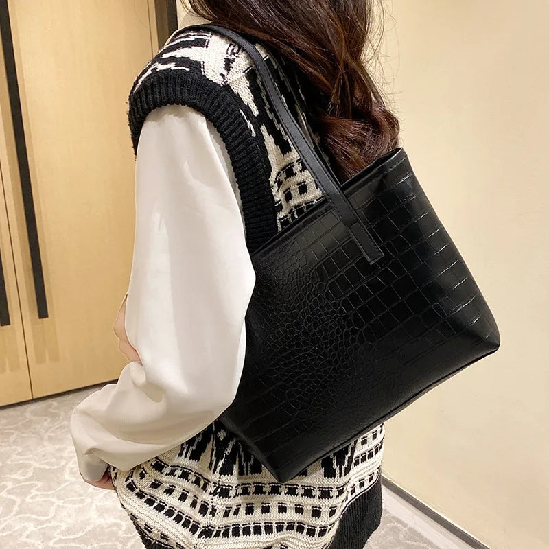 Éclat Sauvage Tote