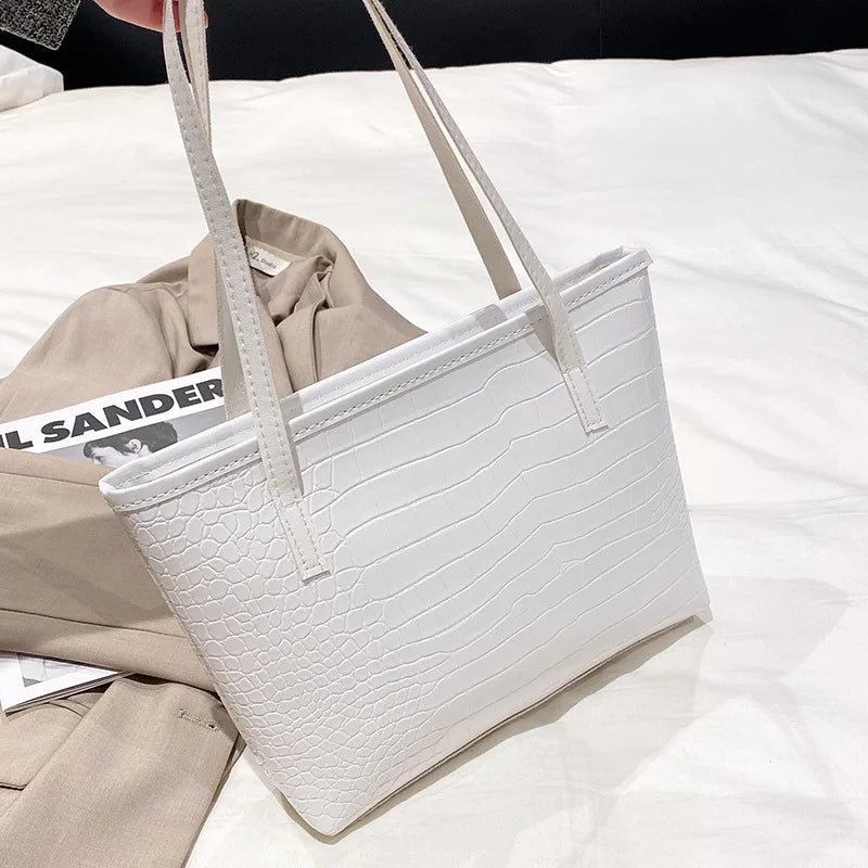 Éclat Sauvage Tote